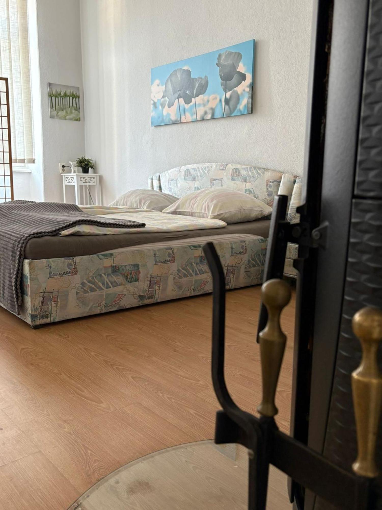 Nr 3 Grosszuegiges Kamin-Zimmer Mit King-Size Bett Im Zentrum Annaberg-Buchholz Kültér fotó